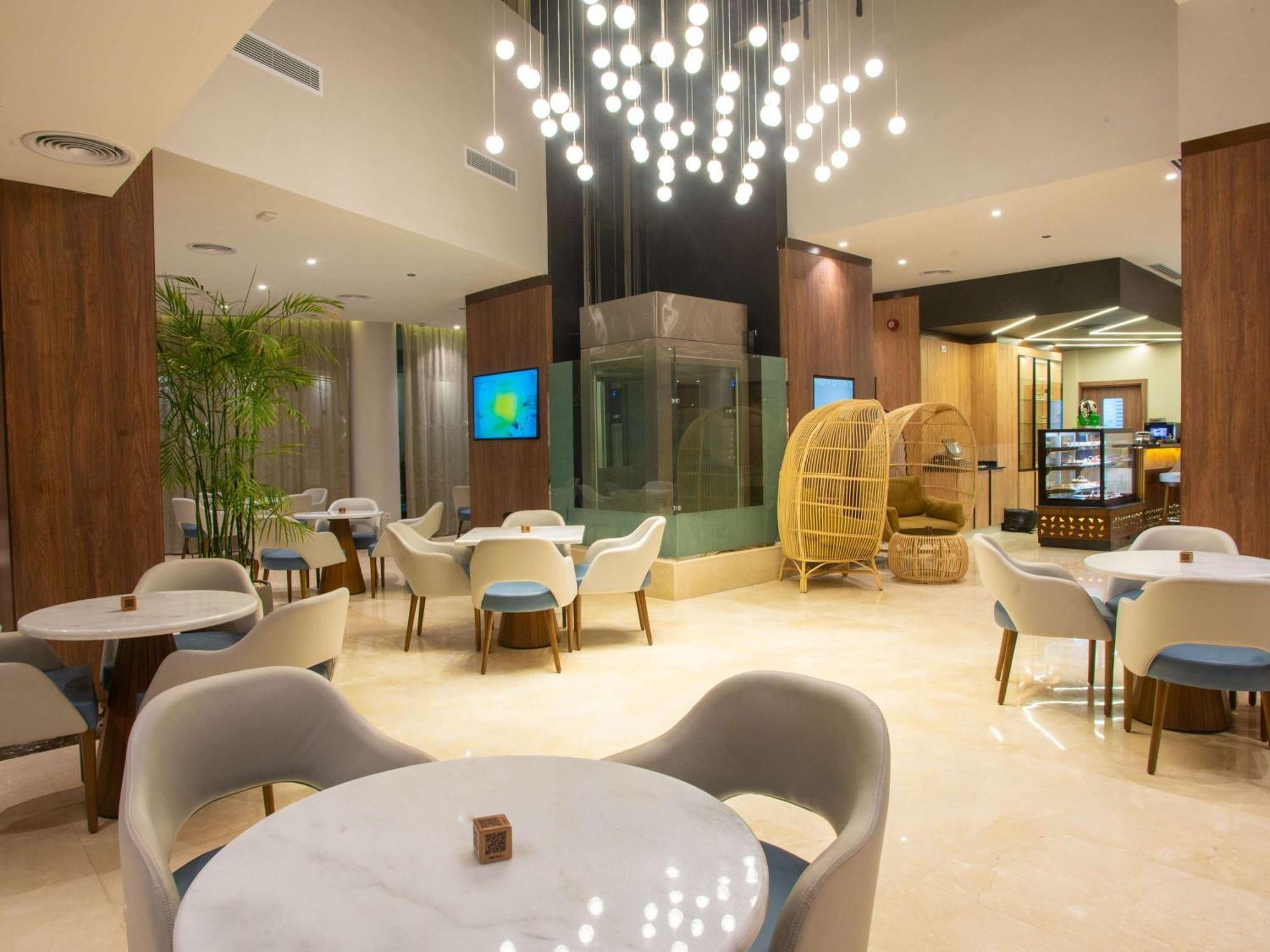 Novotel Cairo El Borg Exterior foto